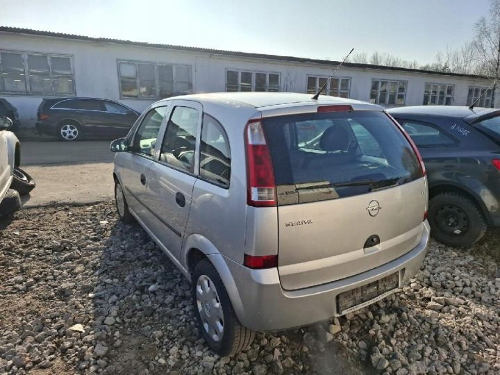 Opel Meriva Шланг водяной 2003 1.6L 13127100, фото 8