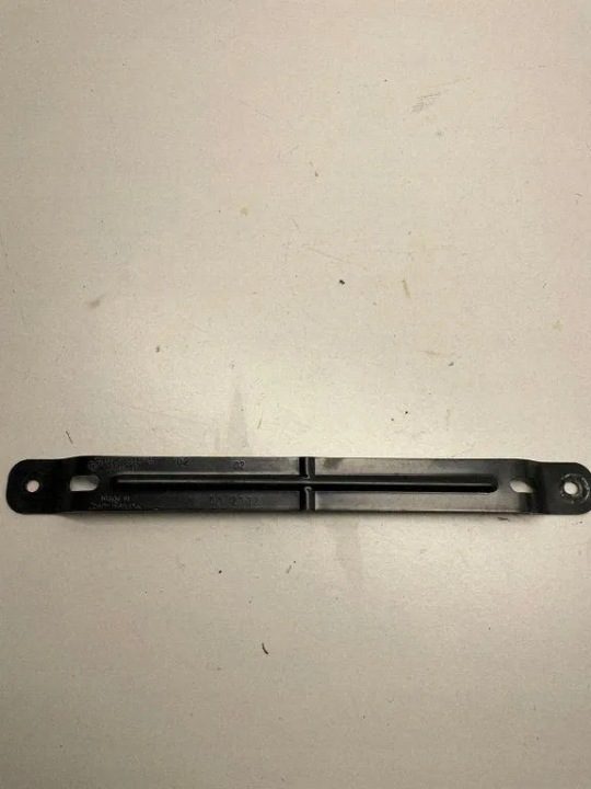 Кронштейн аккумулятора BMW 1 (F21) 61217596871 1.6L дизель 85 кВт 2013, фото 1