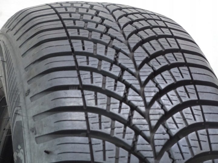 Шина всесезонная Goodyear Vector 4Seasons Gen-3 185/65R15 92 В сцепление на снегу (3PMSF), усилитель (XL), фото 2