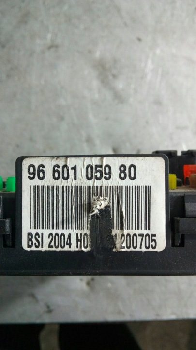 Citroen C4 Блок предохранителей 2006 1.6L 9660105980 b00t21676031-5b, 216, фото 2
