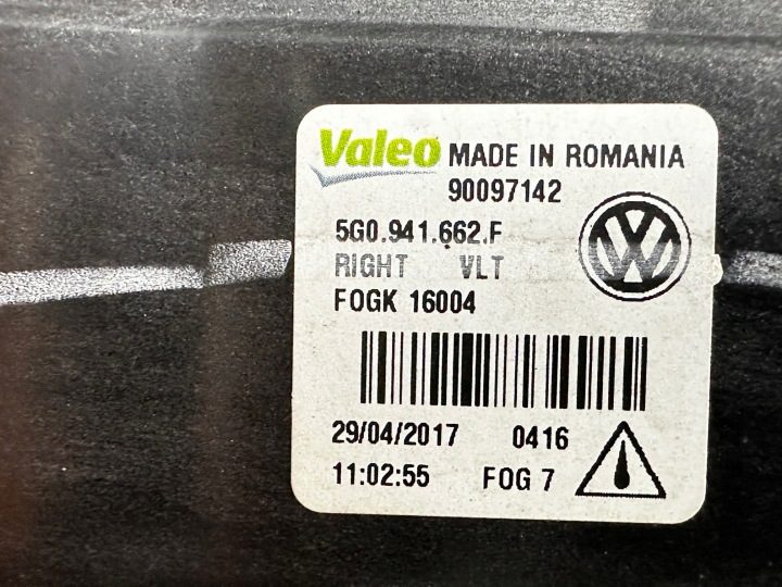 VW Golf VII рестайлинг противотуманная фара бампера правая 5G0941662F, фото 4