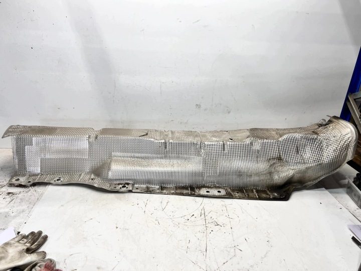 ТЕПЛОЗАЩИТНЫЙ ЭКРАН ТОННЕЛЯ AUDI A3 8V VOLKSWAGEN SEAT SKODA 5Q0825661G, фото 6