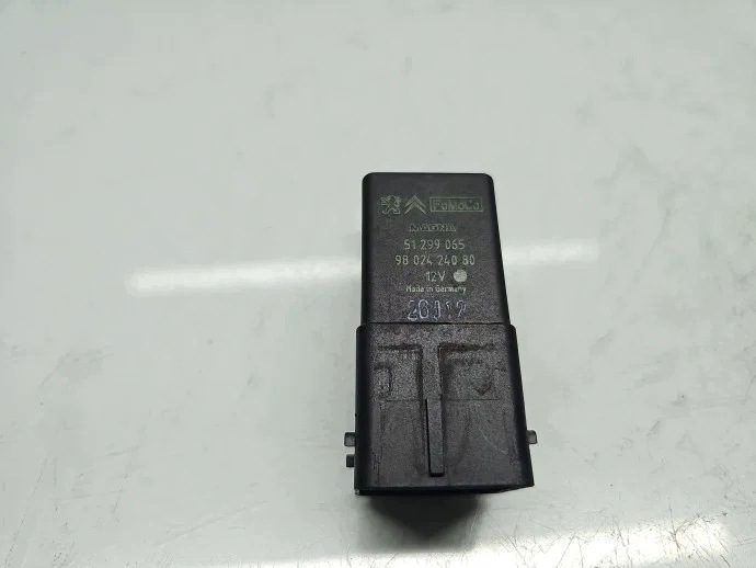 Реле PEUGEOT 3008 [Г.в. 2009-2016] 9802424080 1.6 HDI 9HR 84 кВт / 114C, фото 1