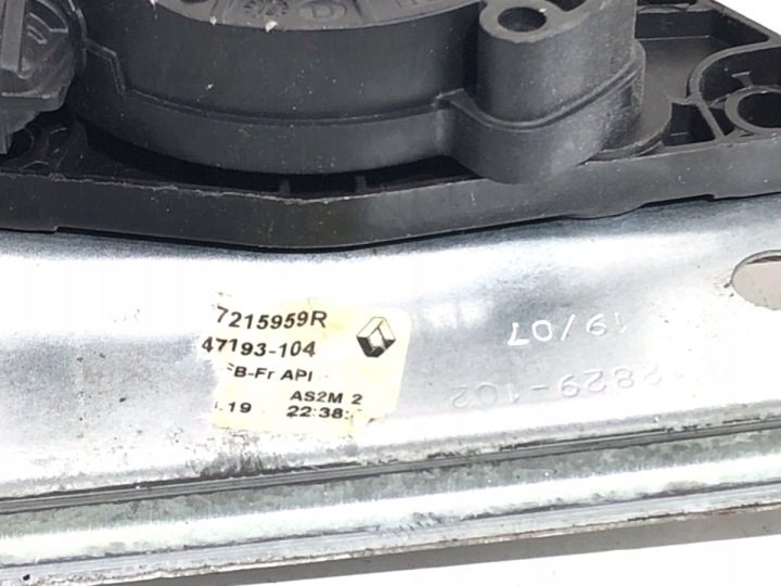 Стеклоподъемник левый передний Renault Megane IV 807215959R седан, фото 6