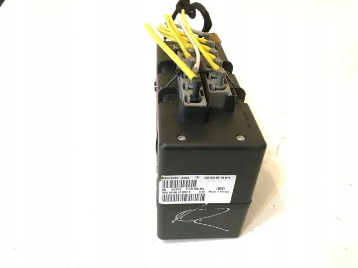 Mercedes W220 S класс насос центрального замка 0132006361 2208000548, фото 2