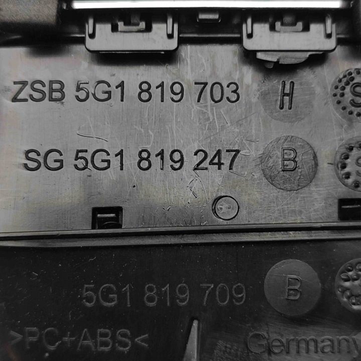 Дефлекторы панели приборного VW GOLF VII (5G1, BQ1, BE1, BE2) 5G1819247B, фото 8