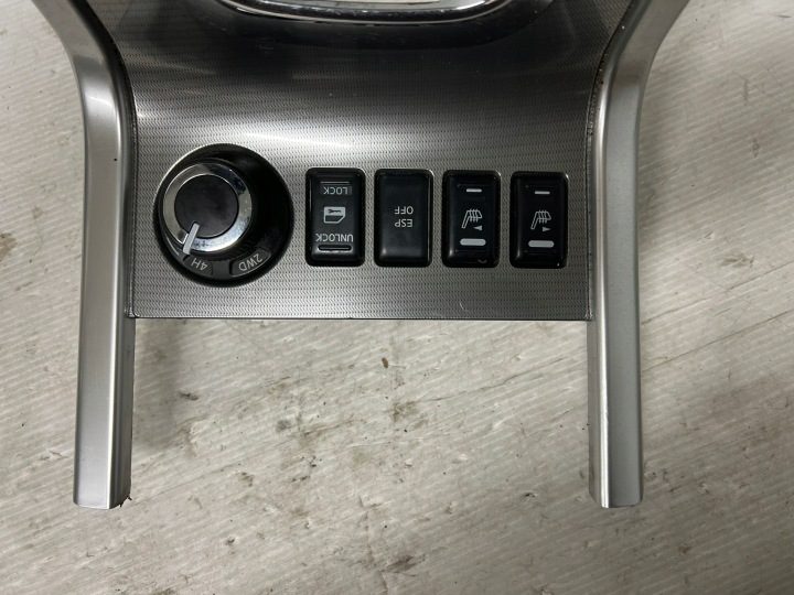 Nissan Navara D40 Рамка рычага переключения передач 969415X10A, фото 3