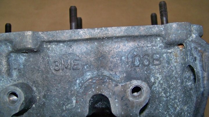 VW Golf V 08 г. 1.6 8V MPI головка блока, фото 9