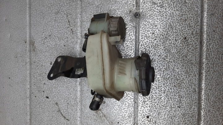 Бачок тормозной жидкости Honda Stream I 1.7B 01 г., фото 1