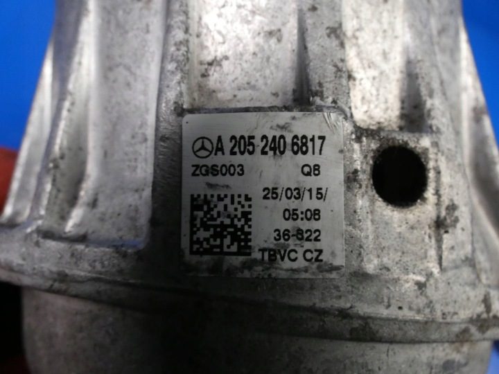Подушка двигателя Mercedes W205 A2052406817, фото 3