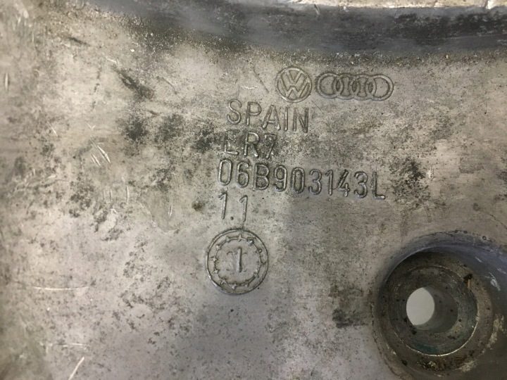 КРОНШТЕЙН ГЕНЕРАТОРА AUDI A4 B6 2.0 FSI 06B903143L, фото 9