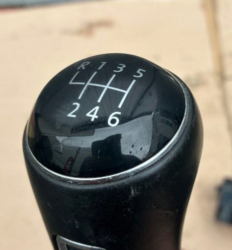 РУЧКА ЧЕХОЛ ПЕРЕКЛЮЧЕНИЯ ПЕРЕДАЧ 5B КОЖА VW POLO V 6R РЕСТАЙЛИНГ 6R0711456B, фото 2