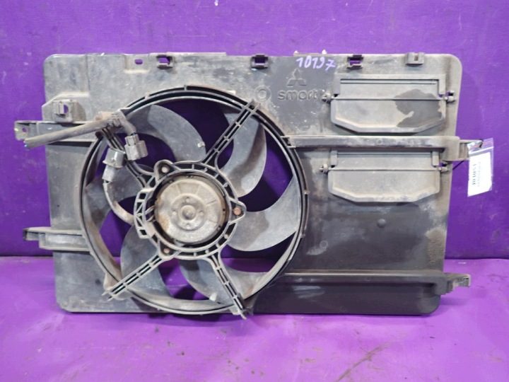 Mitsubishi Colt VI Z30 1,1 75 л.с. 3A91 вентилятор радиатора 1350A071, фото 1