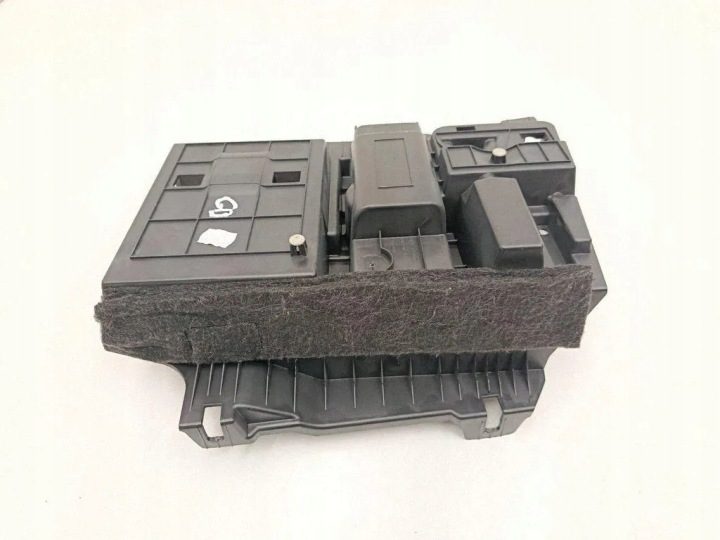 Крышка аккумулятора BMW 3 (F30, F80) 7239176 2.0L дизель 2013, фото 4