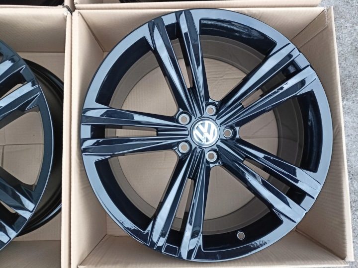 Оригинал диска 19 дюймов VW 5NA Tiguan R Line Passat Golf Touran SEBRING, фото 4