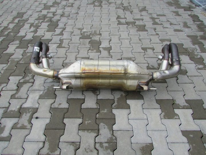 AUDI R8 ЗАДНИЙ ГЛУШИТЕЛЬ 5.2 FSI V10 4S0251609B, фото 2