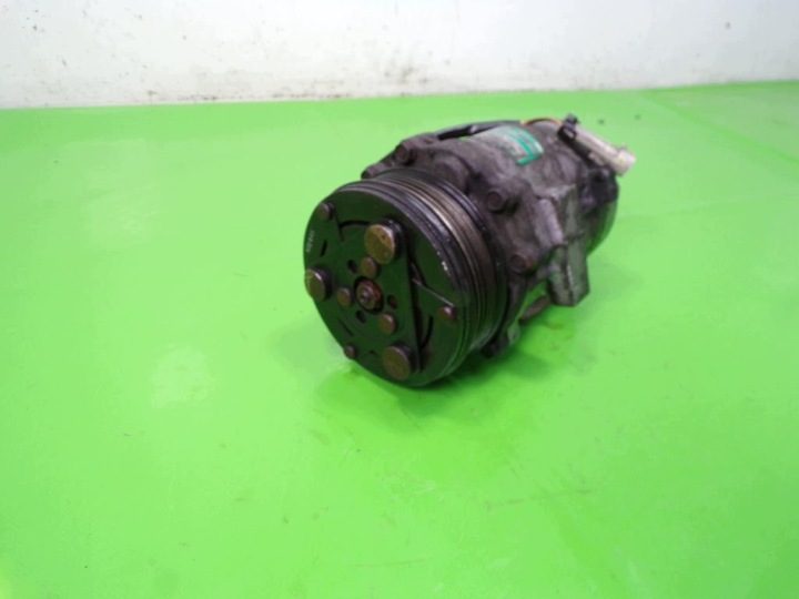 Opel Meriva A 1.7CDTI Z17DTH компрессор кондиционера 24421642, фото 1