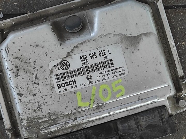 VW Golf IV 1.9 TDI ЭБУ двигателя 038906012L, фото 3