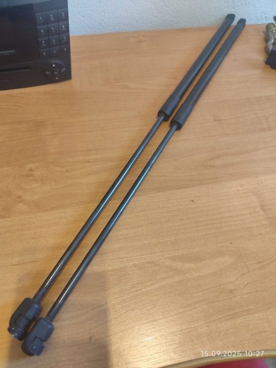 АМОРТИЗАТОР КАПОТА MERCEDES-BENZ E (W211) A2118800029, фото 1