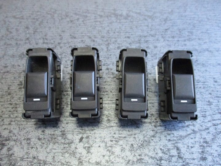 Блок кнопок стеклоподъемников Jeep Compass 04602933AA, фото 1