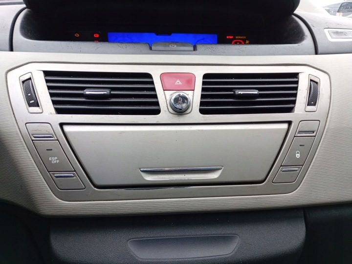 Citroen C4 Picasso 06-13 ДЕФЛЕКТОР ОБДУВА ВОЗДУХА СРЕДНИЙ с schowkiem, фото 1