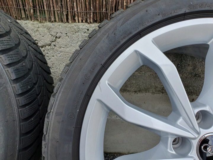 Оригинальный 18-stki Audi A4 B9 225/45/18 Bridgestone 6,8 мм 2020 г., фото 12