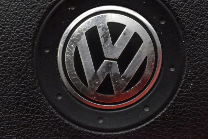 ПОДУШКА БЕЗОПАСНОСТИ ВОЗДУШНАЯ ВОДИТЕЛЯ 1K0880201BJ VW GOLF 5 В PLUS 03-09, фото 7