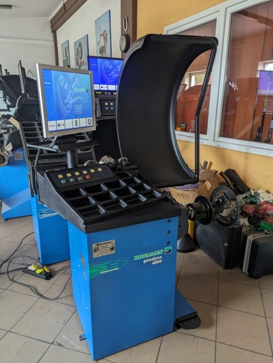 Профессиональный wyważarka для колес Hofmann Geodyna 6800P - автомат, корзина, LCD, фото 15