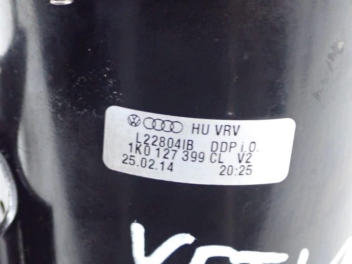 Корпус топливного фильтра шланги комплект 3C0127400D Skoda Yeti 5L 2.0 TDI CFH 14 г., фото 6