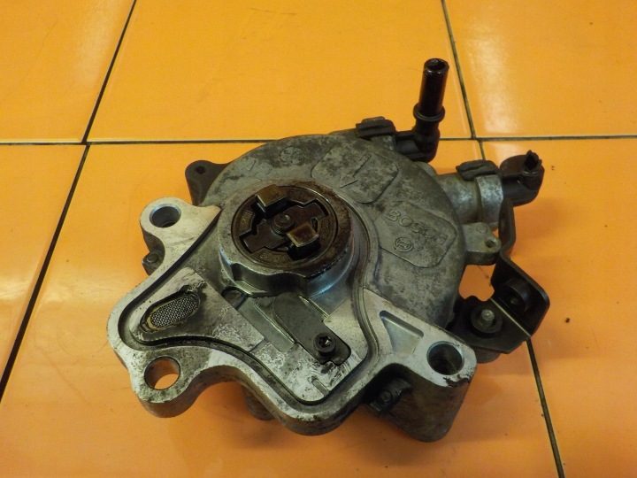 DISCOVERY III 2.7 TD V6 06 г. 190 л.с. 276DT вакуумный насос 4R8Q-2A451-AE, фото 2