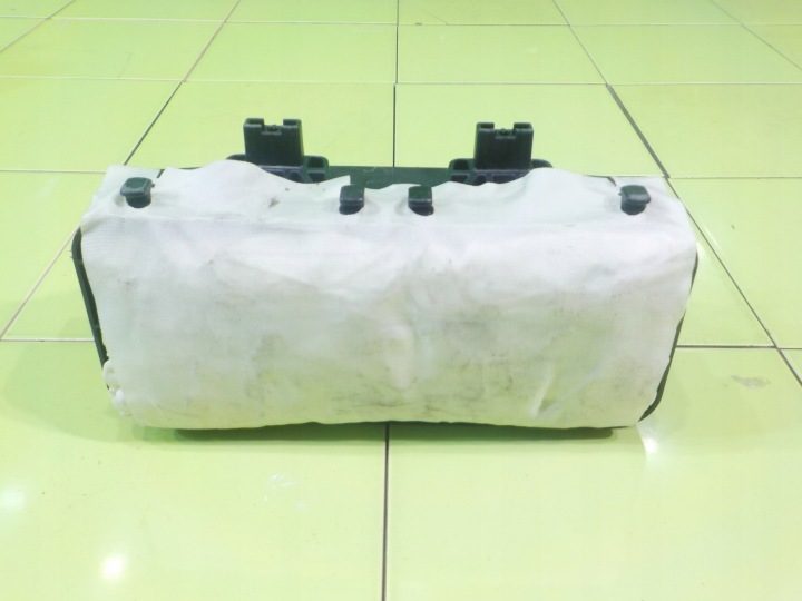 KA MK2 II 1.2 бензин 09 г. 3D ХЭТЧБЕК Подушка безопасности пассажира 051792845 616441500A, фото 1