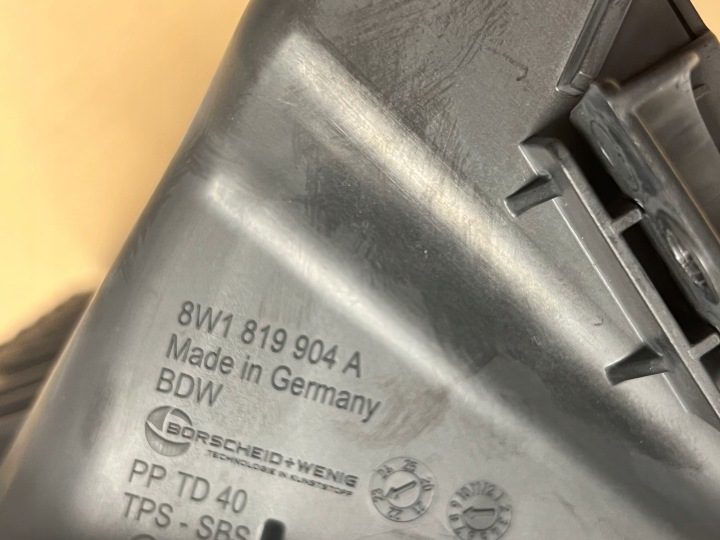 AUDI A4 B9 ВОЗДУХОЗАБОРНИК 8W1819904A, фото 2