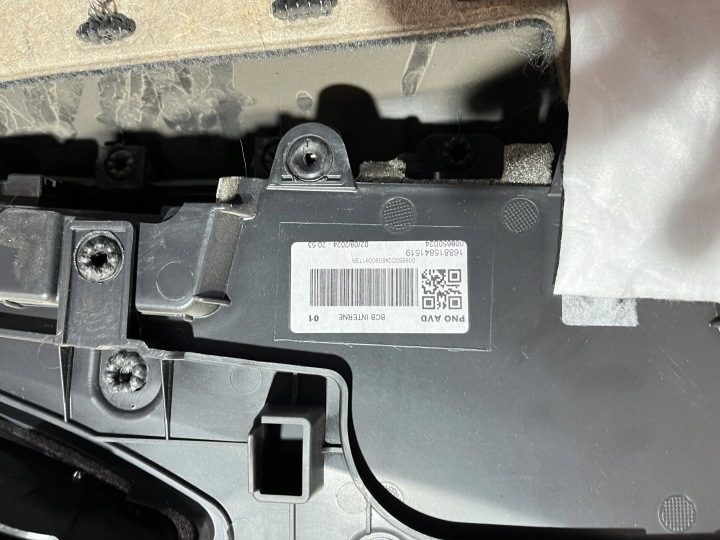 ОБШИВКА ДВЕРИ ПРАВАЯ ПЕРЕДНЯЯ RENAULT MEGANE E-TECH V 22- UK, фото 4