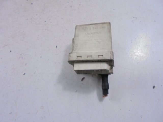 BMW 3 E46 РЕЛЕ СВЕЧЕЙ 2,0D 85 кВт 318d M47N204D4 72RB511 2247664, фото 3