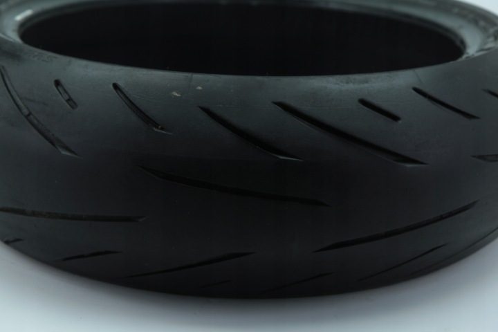 Bridgestone Battlax S22 190/50R17 73 Вт, фото 11