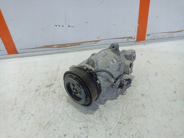 Mini Cooper F57 F56 F55 компрессор кондиционера 2.0 i 6842618, фото 1