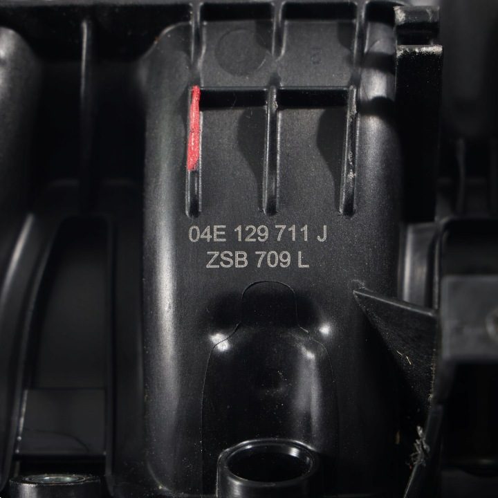 Skoda Rapid NH1 1.4 TSI Коллектор Впускной Воздуха 04E129711J, фото 12