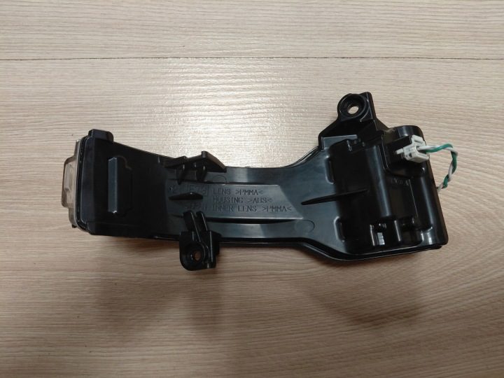 Subaru Outback VI 19-25r. поворотник LED левого зеркала европа OE, фото 5