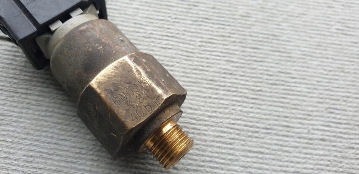 ДАТЧИК ДАВЛЕНИЯ ГИДРОУСИЛИТЕЛЯ РУЛЯ VW SEAT SKODA AUDI 6N0919081, фото 2