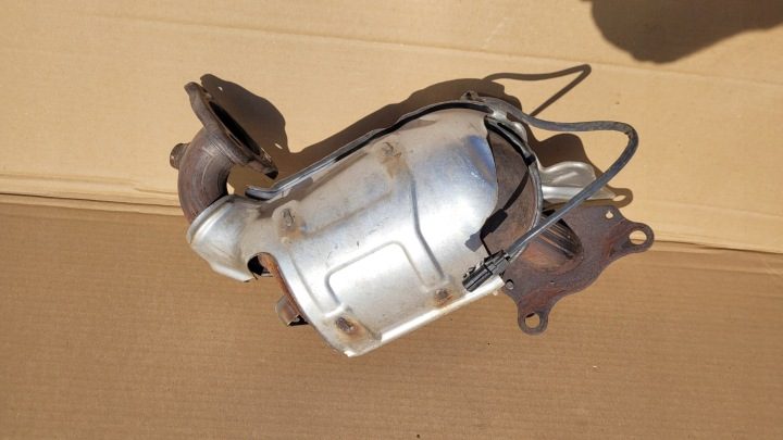 КАТАЛИЗАТОР CLIO IV 0.9 TCE 208A01858R H8201164279, фото 1