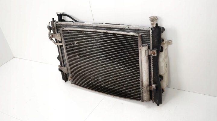 Комплект радиаторов Mitsubishi Colt VI рестайлинг 08-12R 1.4B, фото 3