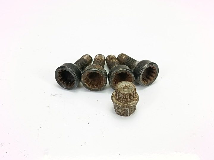 БОЛТЫ СЕКРЕТКИ BMW E81 E82 E87 E90 E91 E92 E93 E46 E60, фото 2