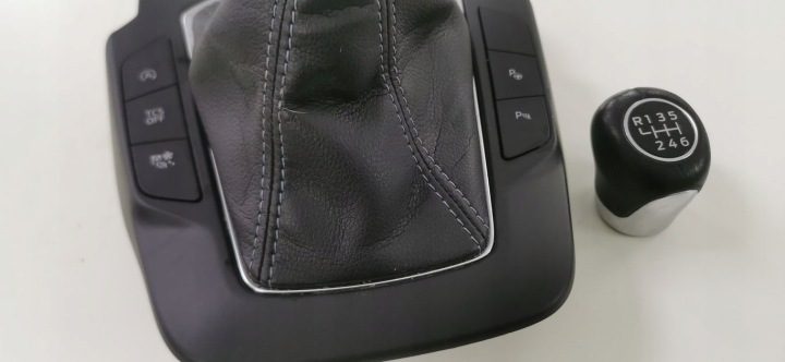 FORD FOCUS MK4 18- Ручка чехол рамка панель JX7B-A045A66-AW, фото 3