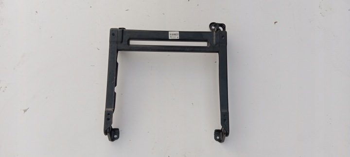Крепление сиденья 7L0881677G AUDI Q7 РЕСТАЙЛИНГ 10-14, фото 1