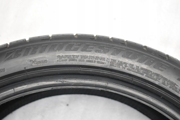 Шина летняя Bridgestone Potenza S001 255/35R19 96 Y защита диска * - BMW, фото 1