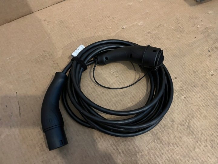 Audi Porsche трубка для зарядного устройства Publicznej 4N0971675K, фото 1