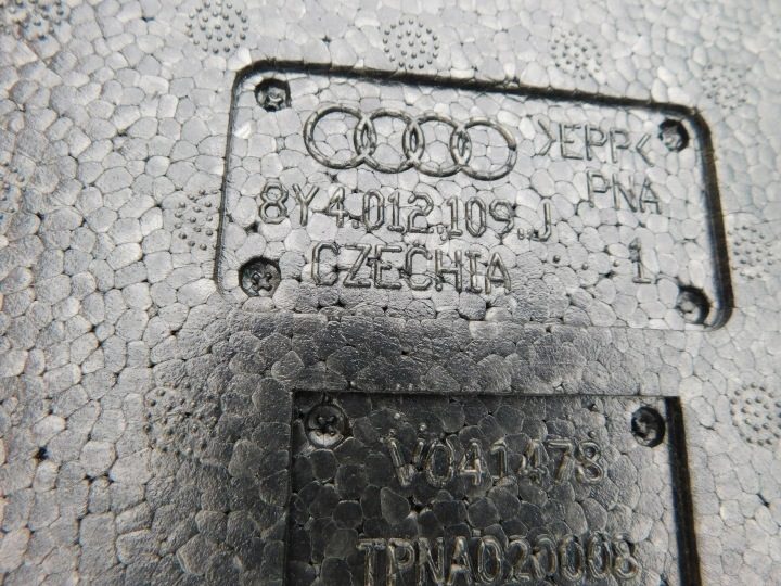 Audi A3 8Y ПОРОЛОН пенопласт вставка багажника 8Y4012109J, фото 3