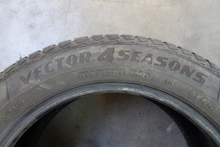 Шина всесезонная Goodyear Vector 4Seasons Gen-2 215/55R17 94 В сцепление на снегу (3PMSF) V0 - Volkswagen, фото 6
