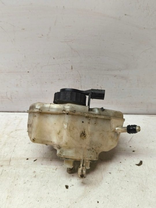 Бачок тормозной жидкости 1.4 16V CGG Golf VI 5K 08-12, фото 4