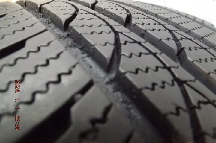 Шина зимняя Tracmax ICE-PLUS S210 205/45R16 87 H сцепление на снегу (3PMSF), усилитель (XL), фото 4